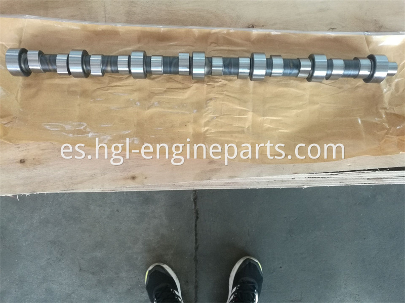 TD42 CAMSHAFT